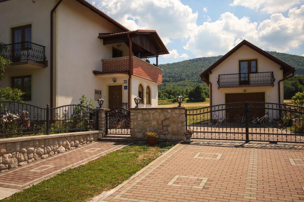 Apartman Lucija & Luka Otočac Exteriör bild
