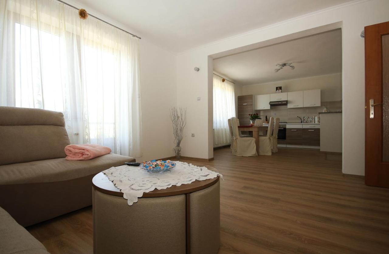 Apartman Lucija & Luka Otočac Exteriör bild