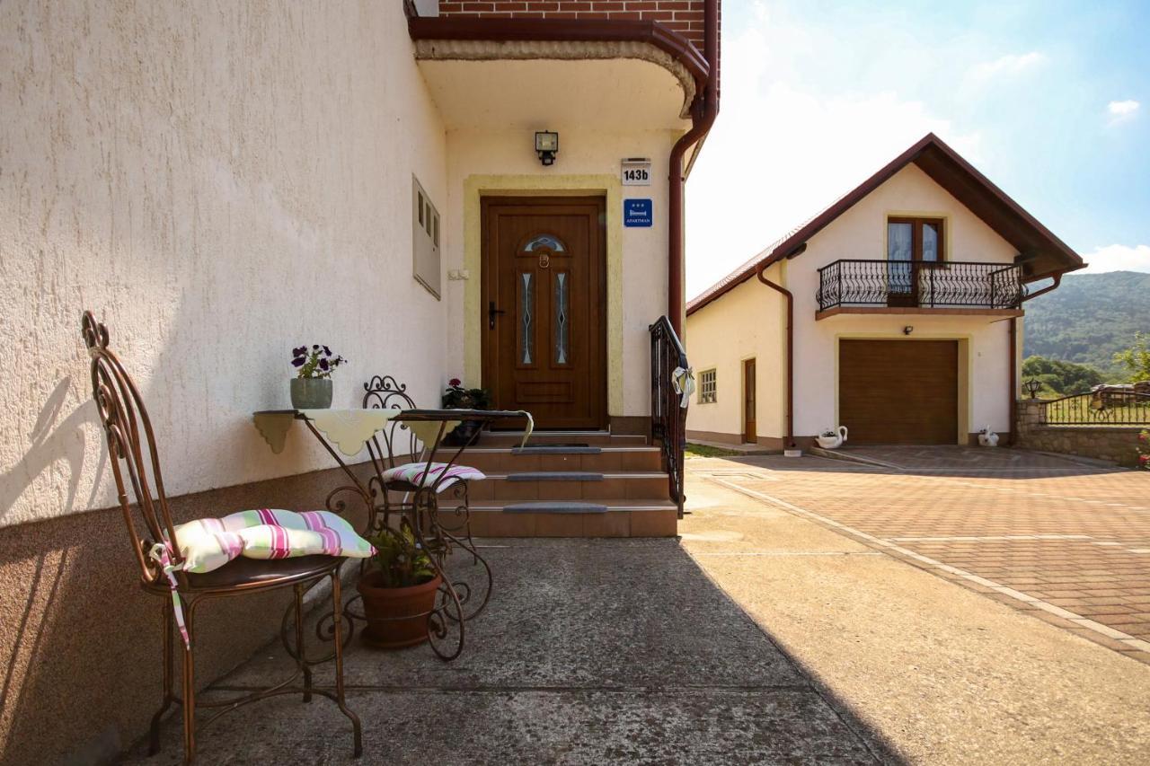 Apartman Lucija & Luka Otočac Exteriör bild