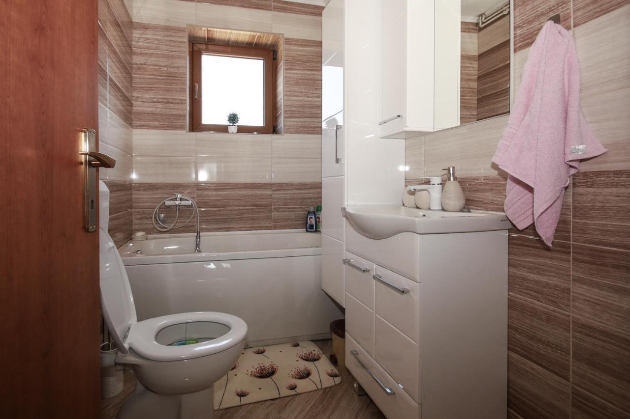 Apartman Lucija & Luka Otočac Exteriör bild
